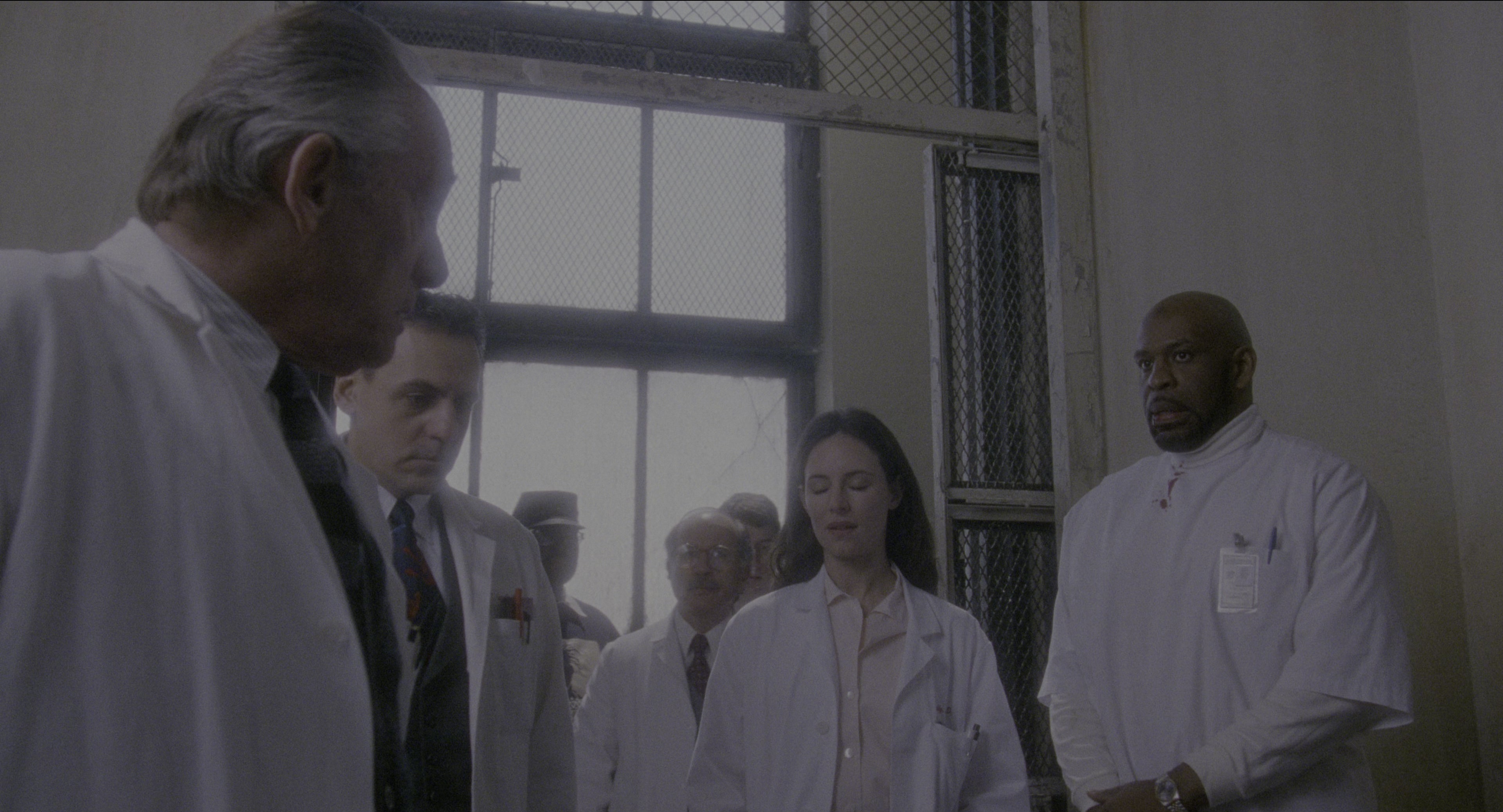 Twelve Monkeys (1995), wide, 1.85:1 — film still