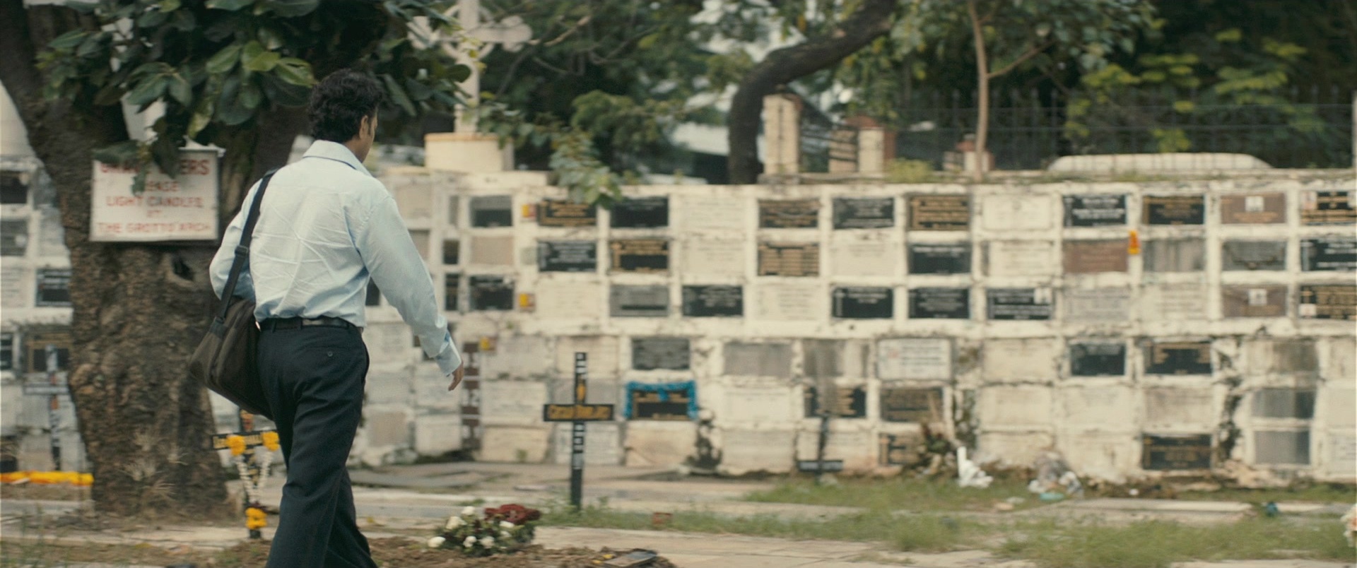 The Lunchbox (2013), wide, 2.39:1 — film still