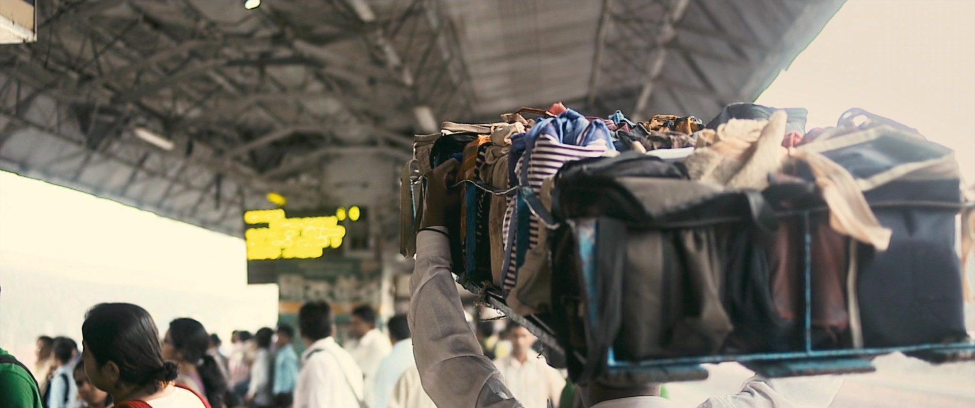 The Lunchbox (2013), wide, 2.39:1 — film still