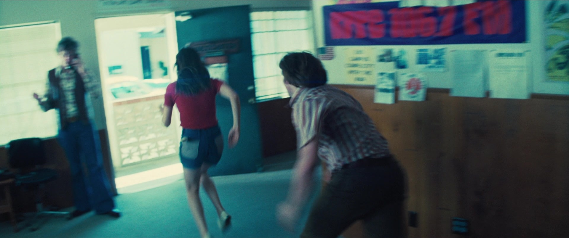 Licorice Pizza (2021), wide, 2.39:1 — film still