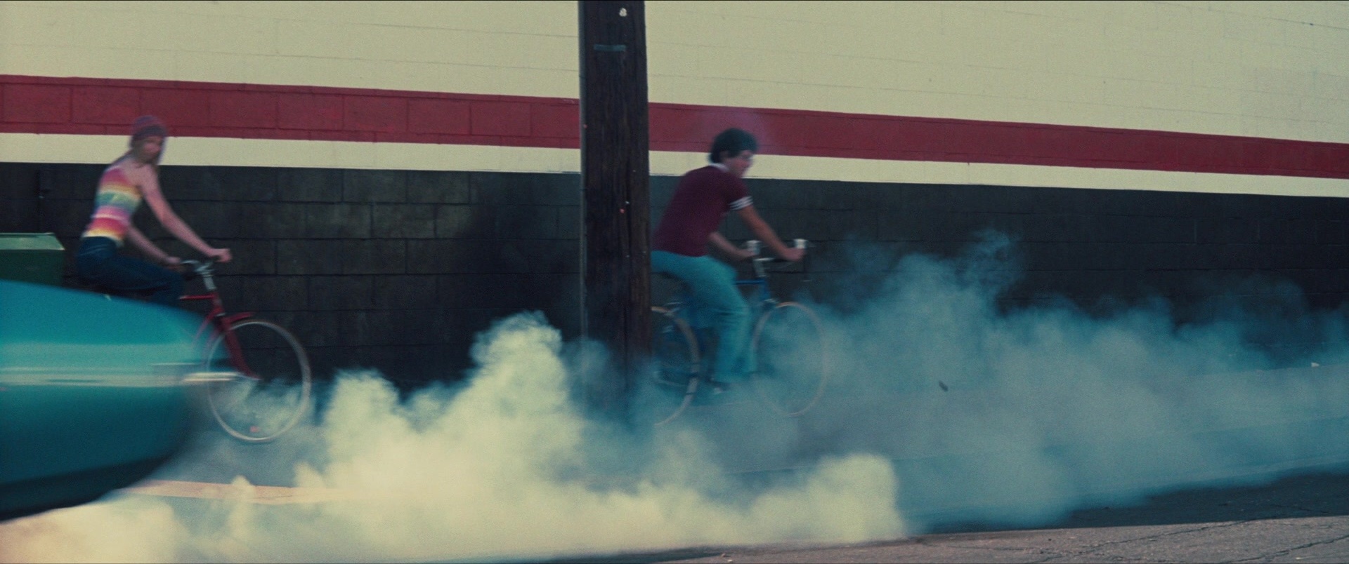 Licorice Pizza (2021), wide, 2.39:1 — film still