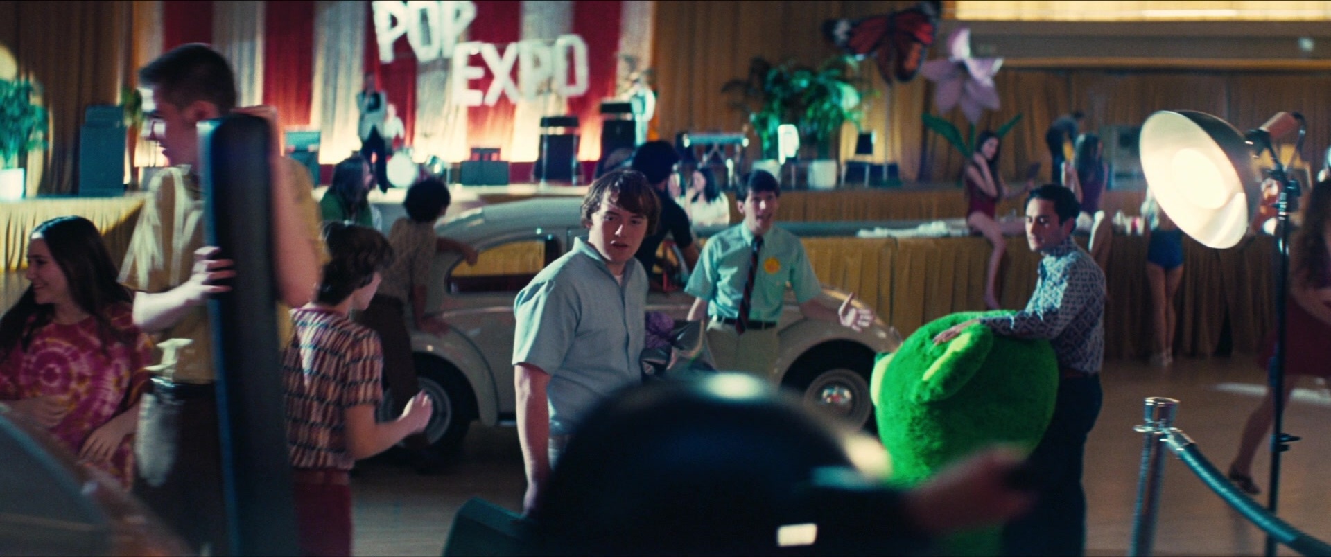 Licorice Pizza (2021), wide, 2.39:1 — film still