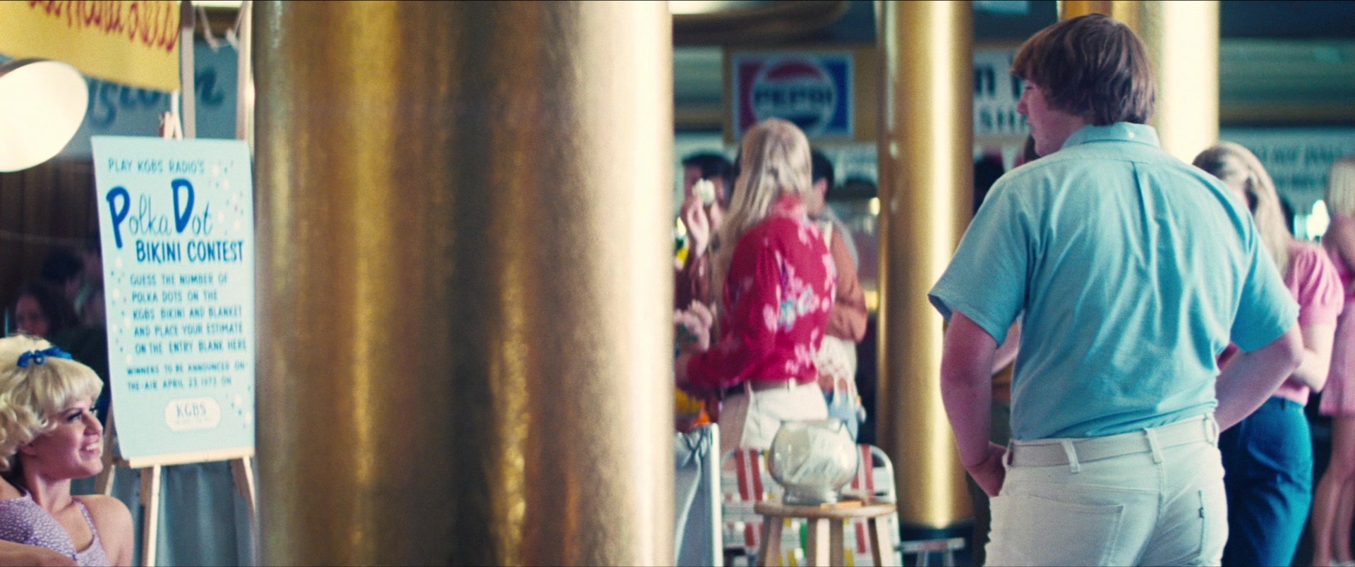 Licorice Pizza (2021), wide, 2.39:1 — film still