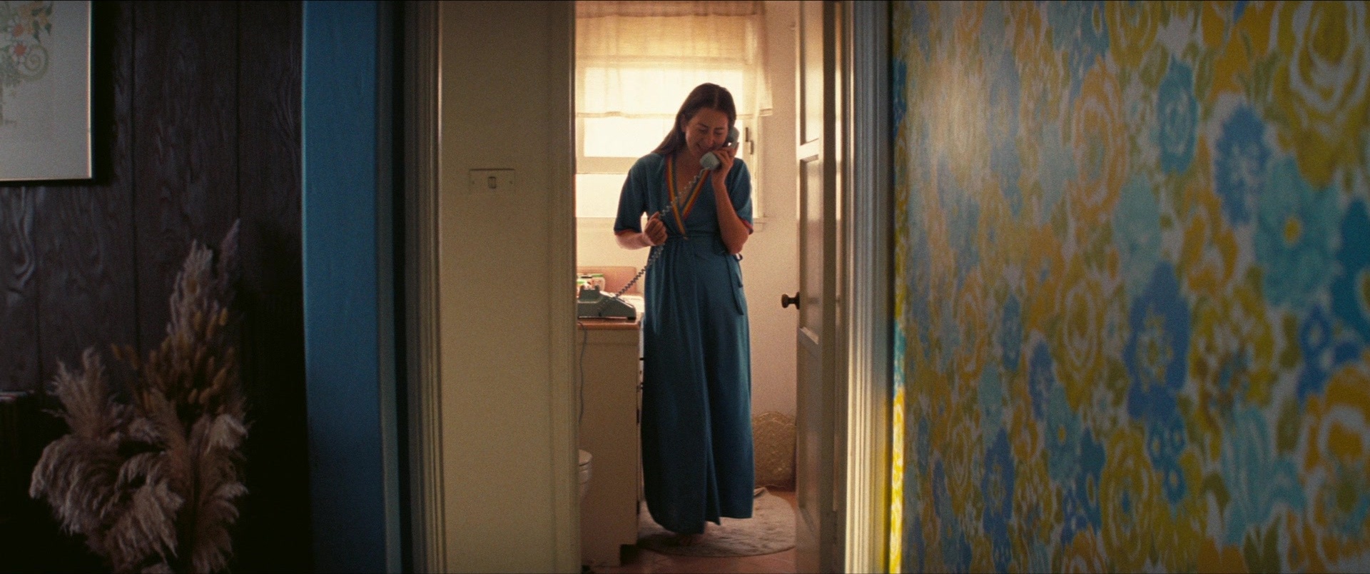 Licorice Pizza (2021), wide, 2.39:1 — film still