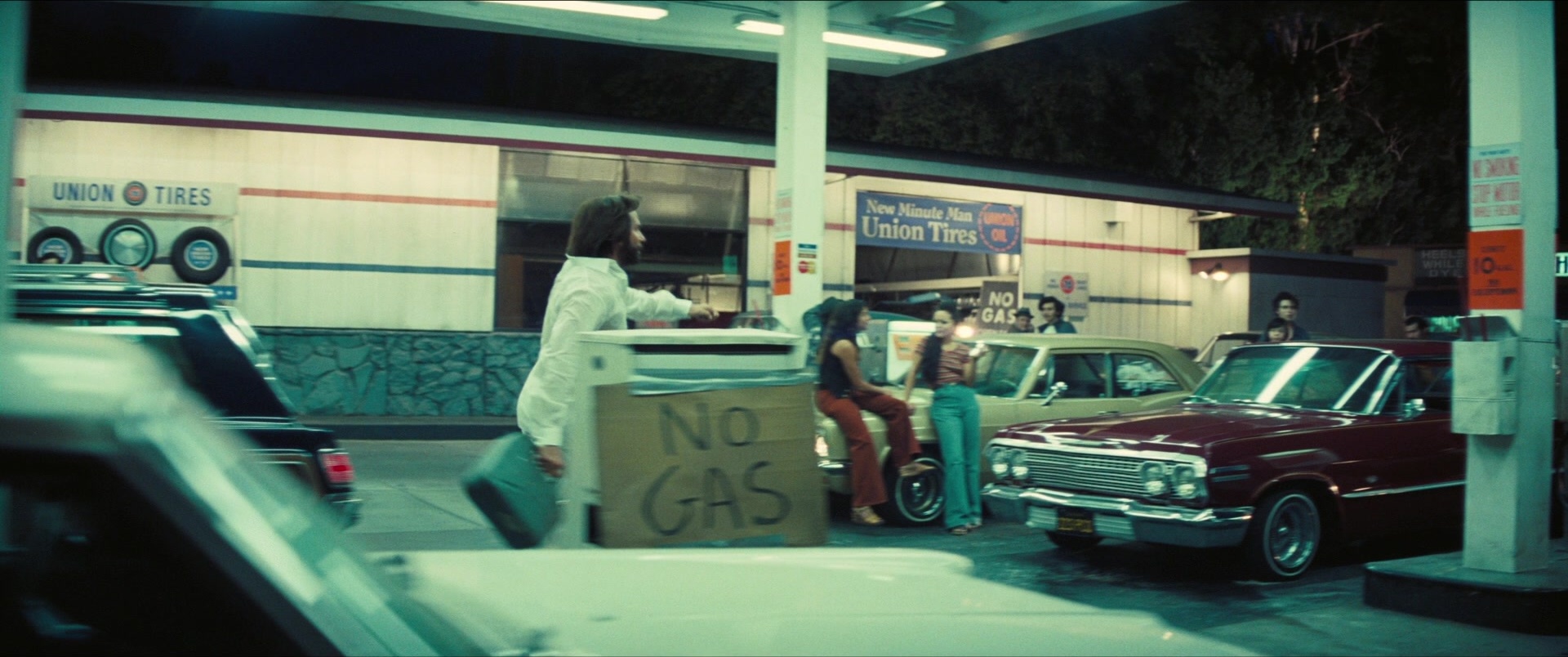 Licorice Pizza (2021), wide, 2.39:1 — film still