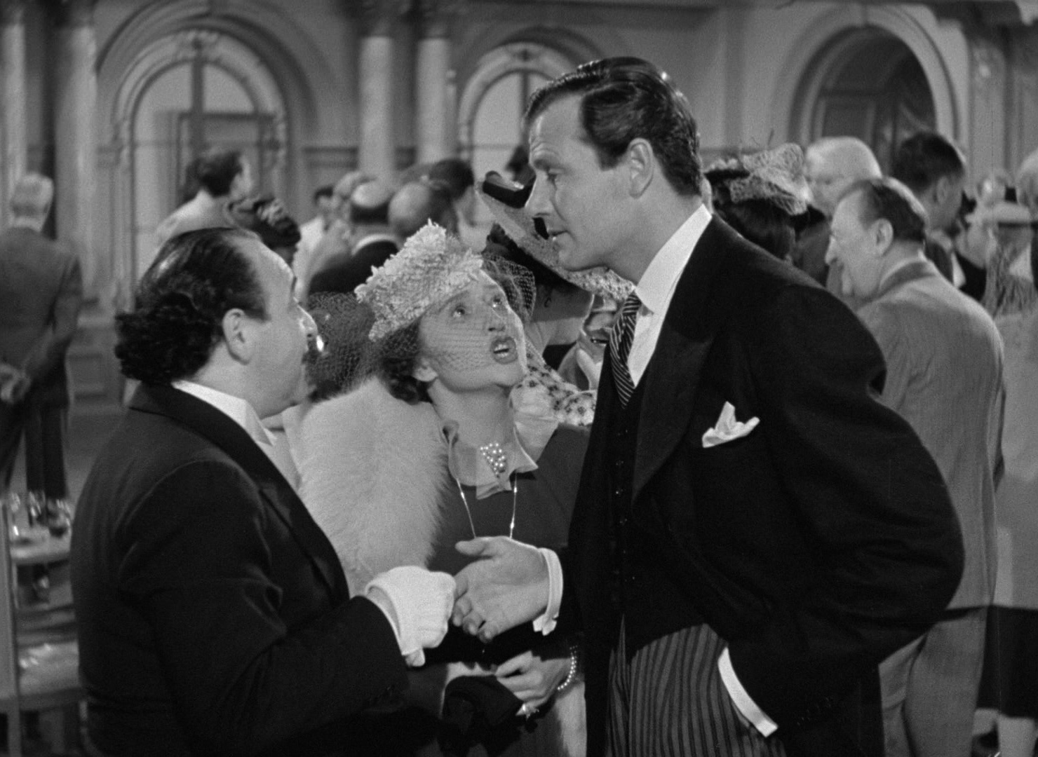 Foreign Correspondent (1940), wide, 1.37:1 — film still