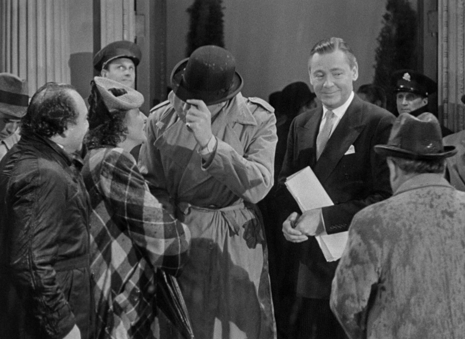 Foreign Correspondent (1940), wide, 1.37:1 — film still