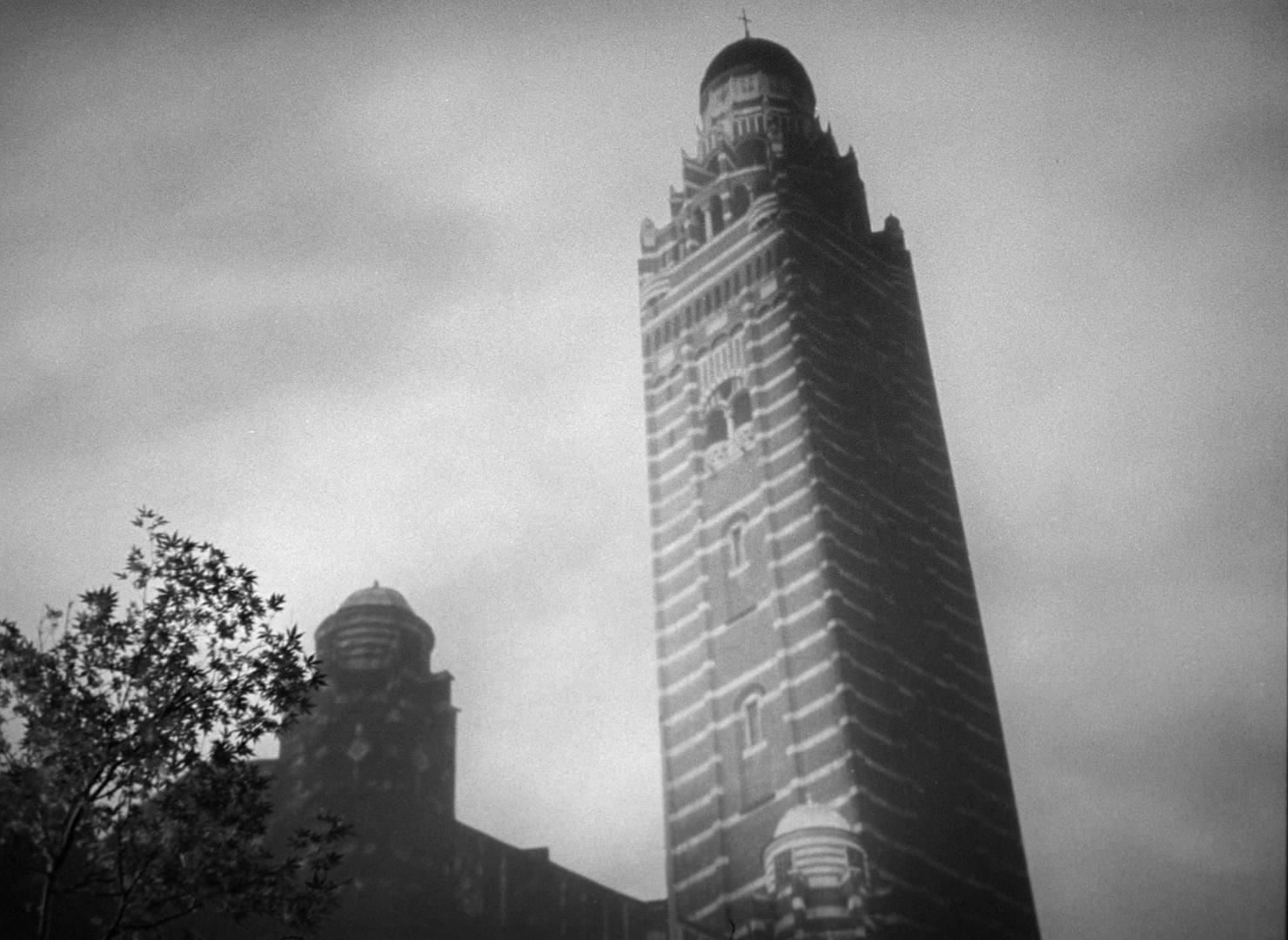 Foreign Correspondent (1940), unknown, 1.37:1 — film still