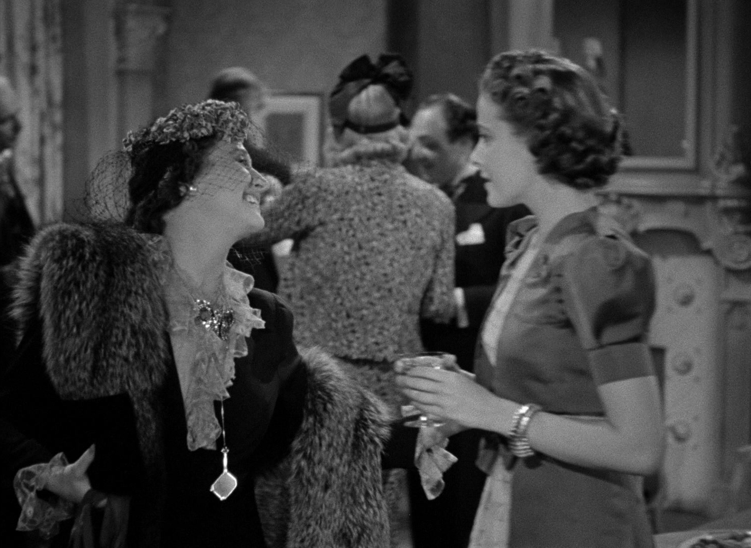 Foreign Correspondent (1940), wide, 1.37:1 — film still