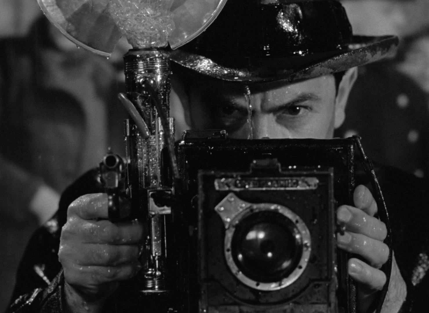 Foreign Correspondent (1940), wide, 1.37:1 — film still