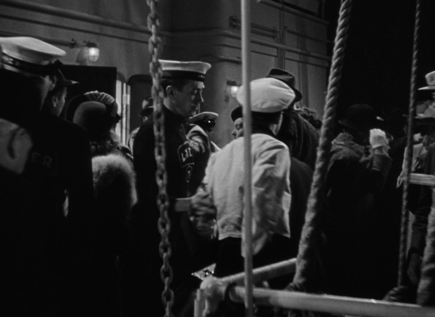 Foreign Correspondent (1940), wide, 1.37:1 — film still