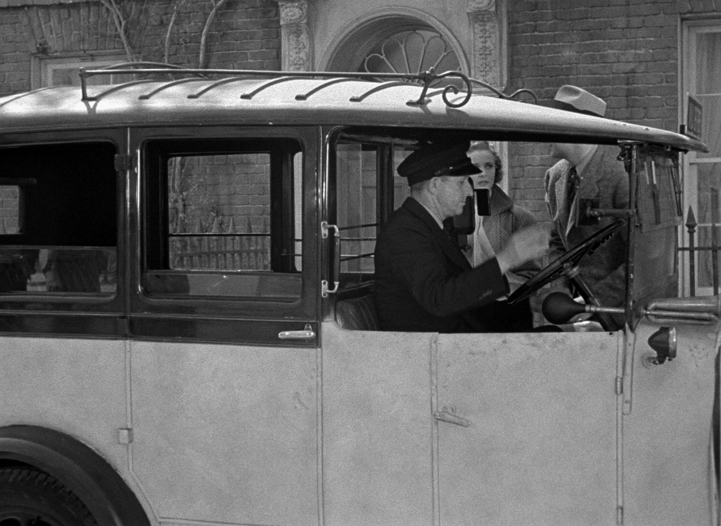 Foreign Correspondent (1940), wide, 1.37:1 — film still