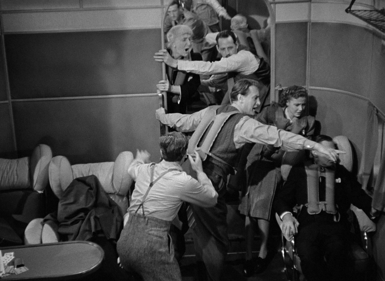 Foreign Correspondent (1940), wide, 1.37:1 — film still