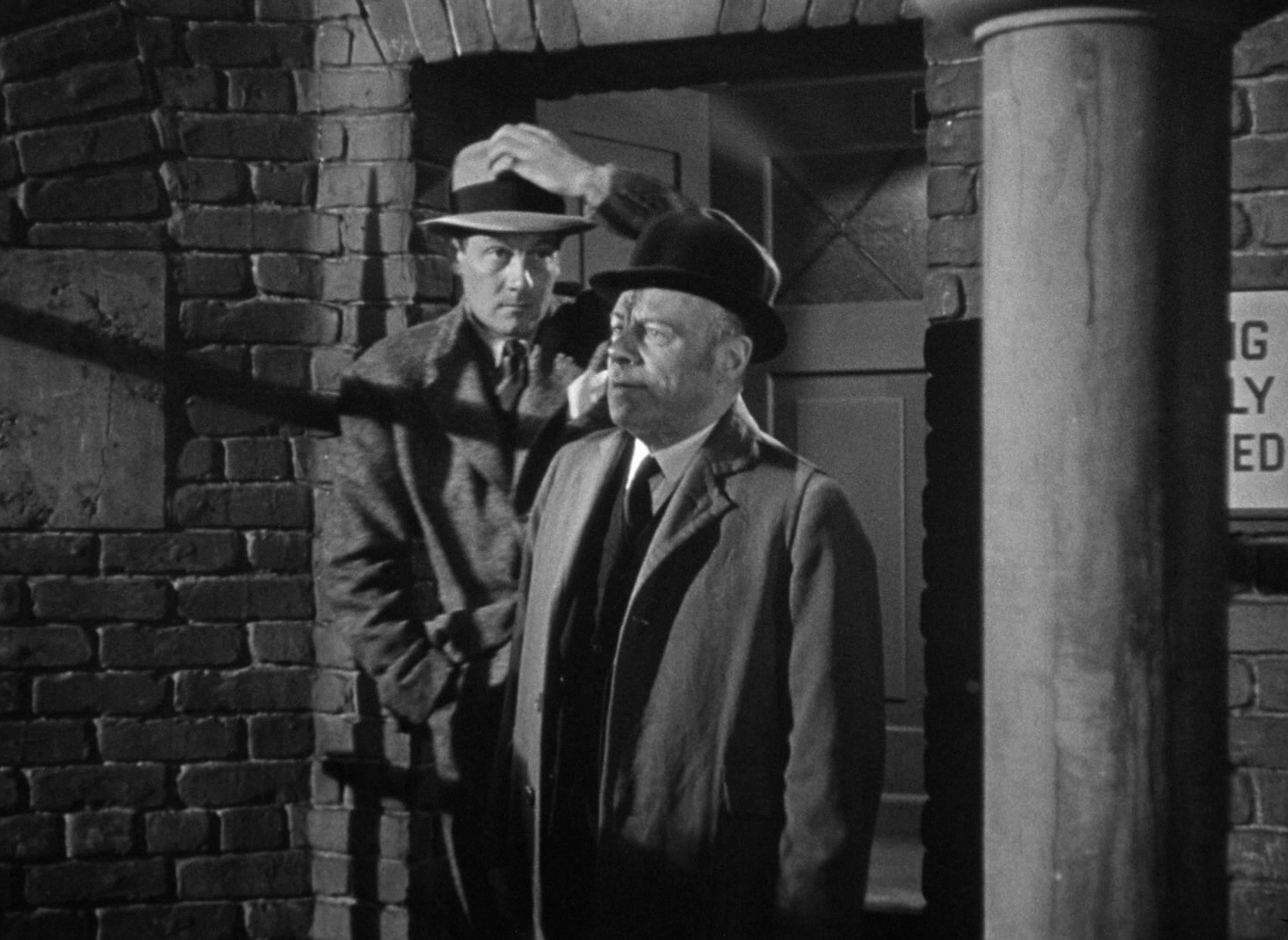 Foreign Correspondent (1940), wide, 1.37:1 — film still