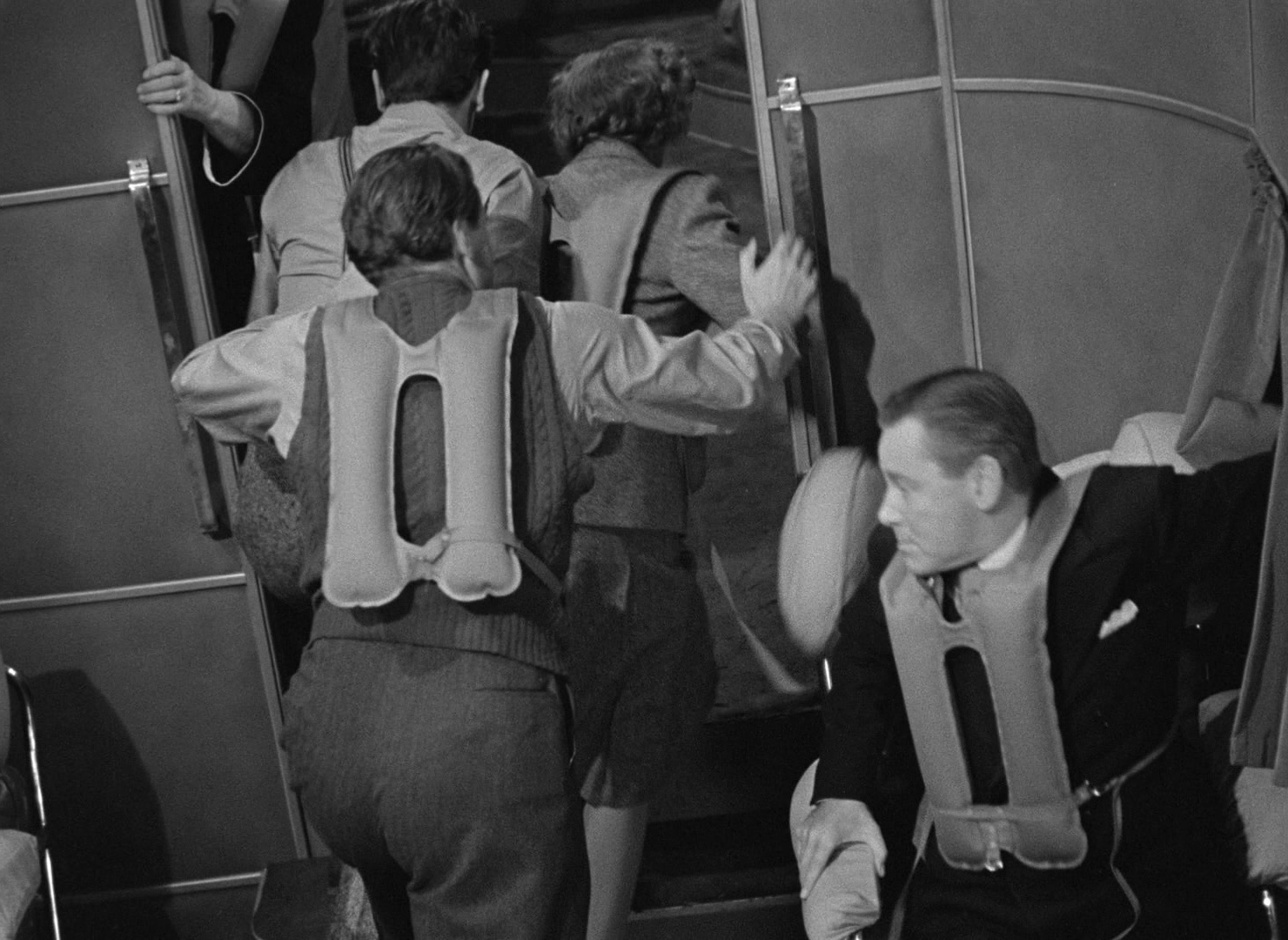 Foreign Correspondent (1940), medium, 1.37:1 — film still
