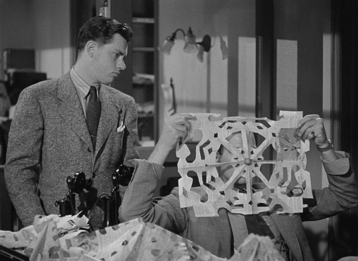 Foreign Correspondent (1940), wide, 1.37:1 — film still