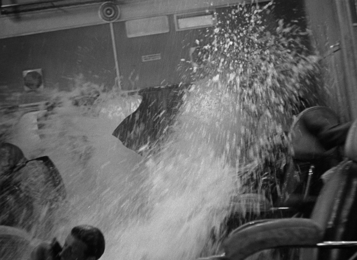 Foreign Correspondent (1940), unknown, 1.37:1 — film still