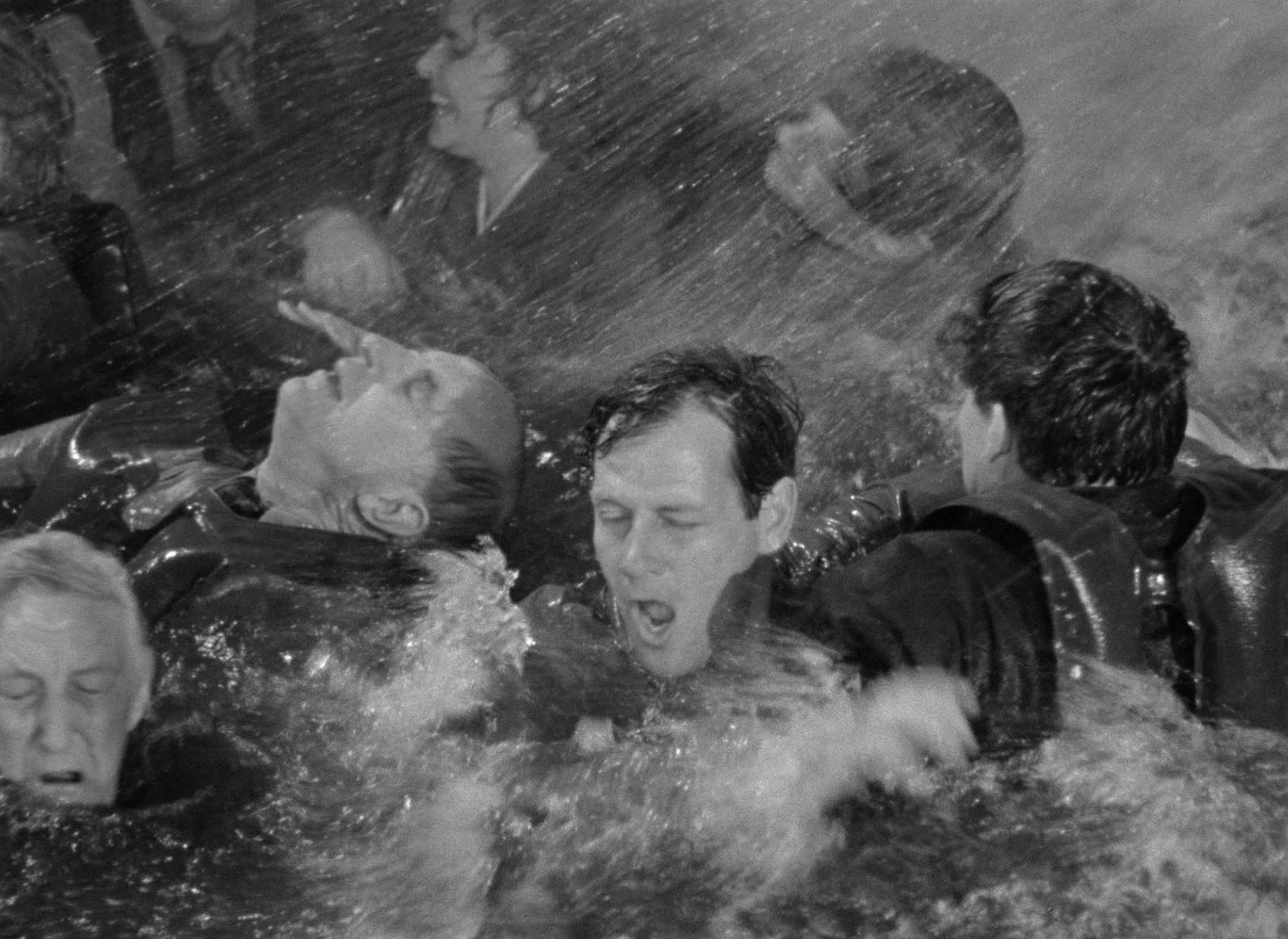 Foreign Correspondent (1940), wide, 1.37:1 — film still