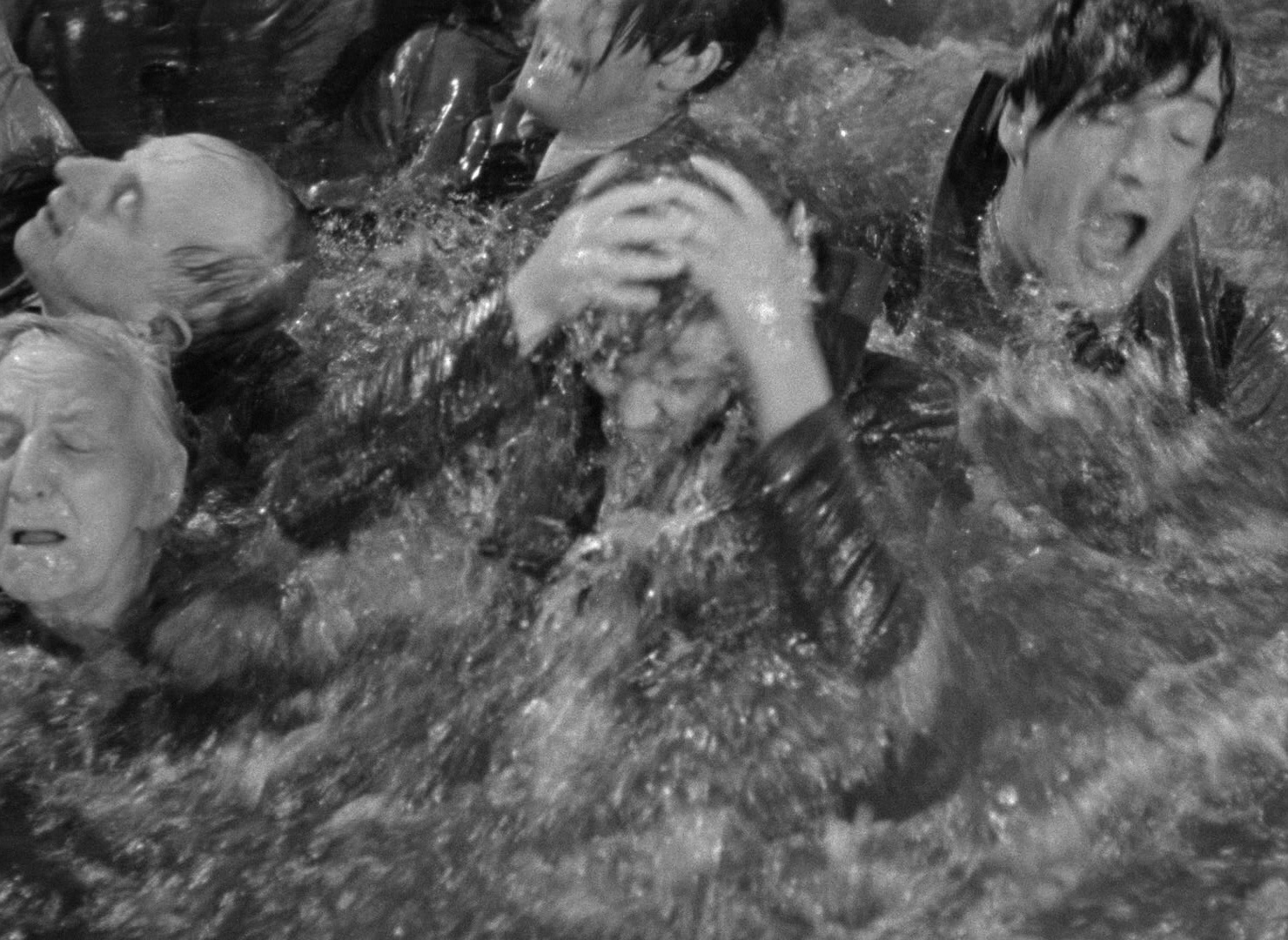 Foreign Correspondent (1940), wide, 1.37:1 — film still