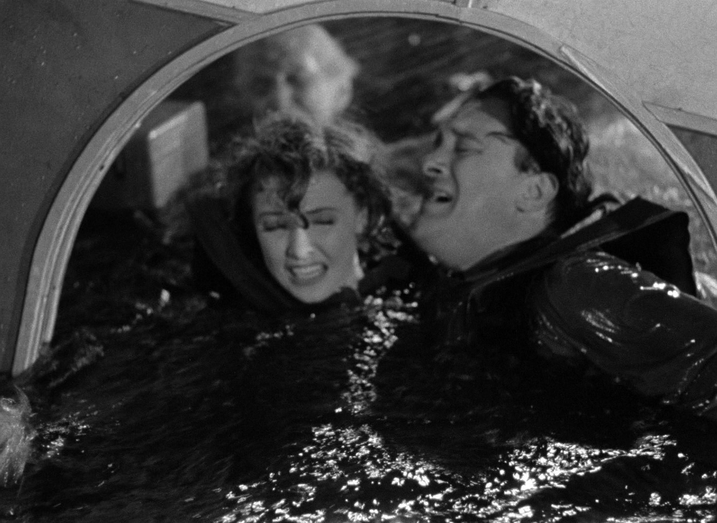 Foreign Correspondent (1940), wide, 1.37:1 — film still