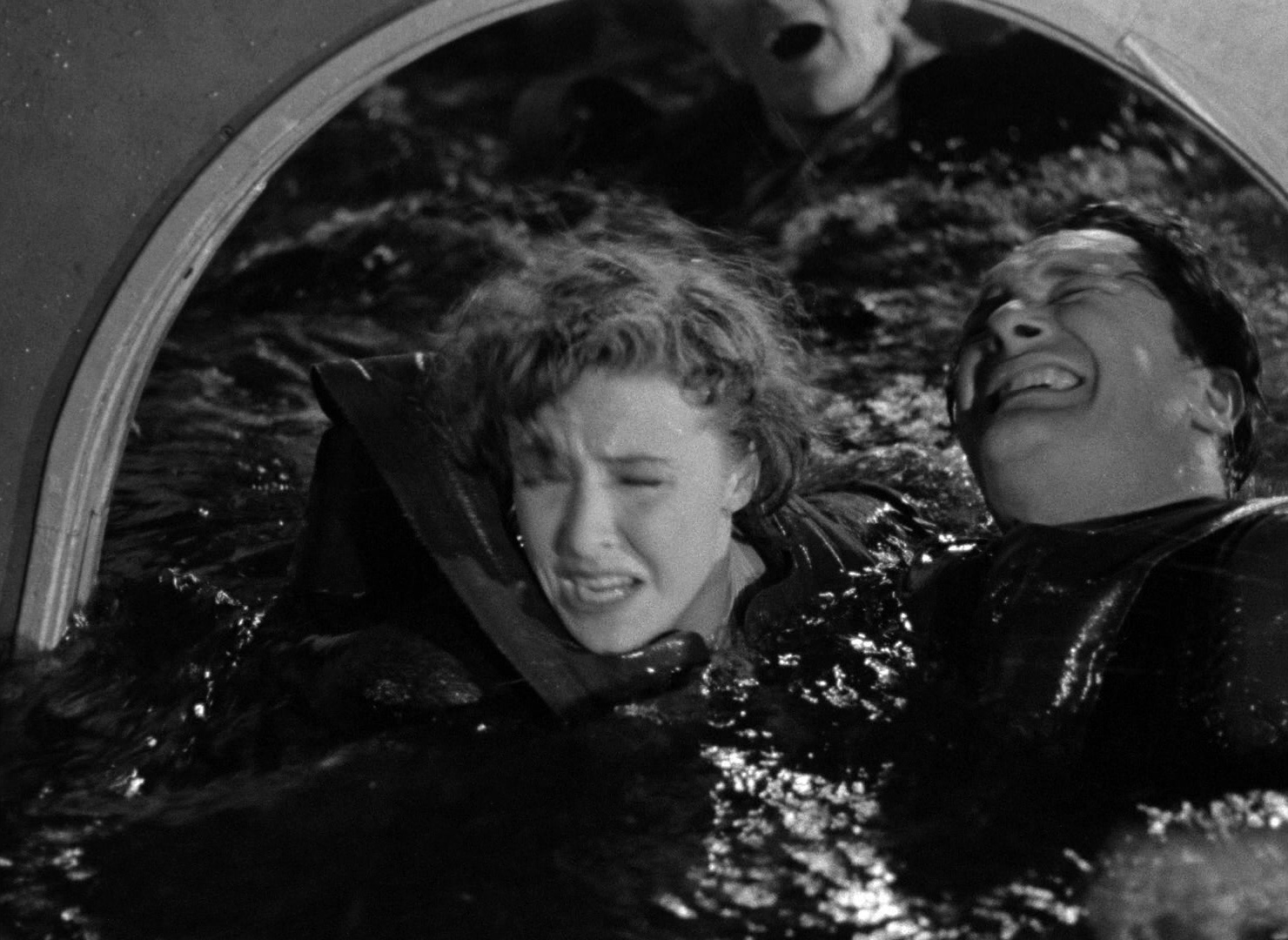 Foreign Correspondent (1940), wide, 1.37:1 — film still