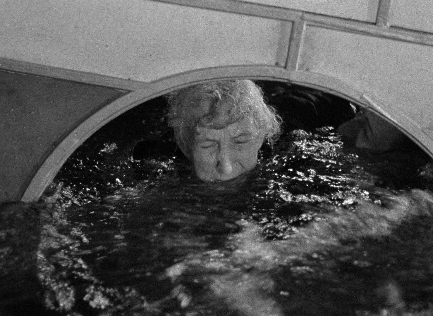 Foreign Correspondent (1940), wide, 1.37:1 — film still