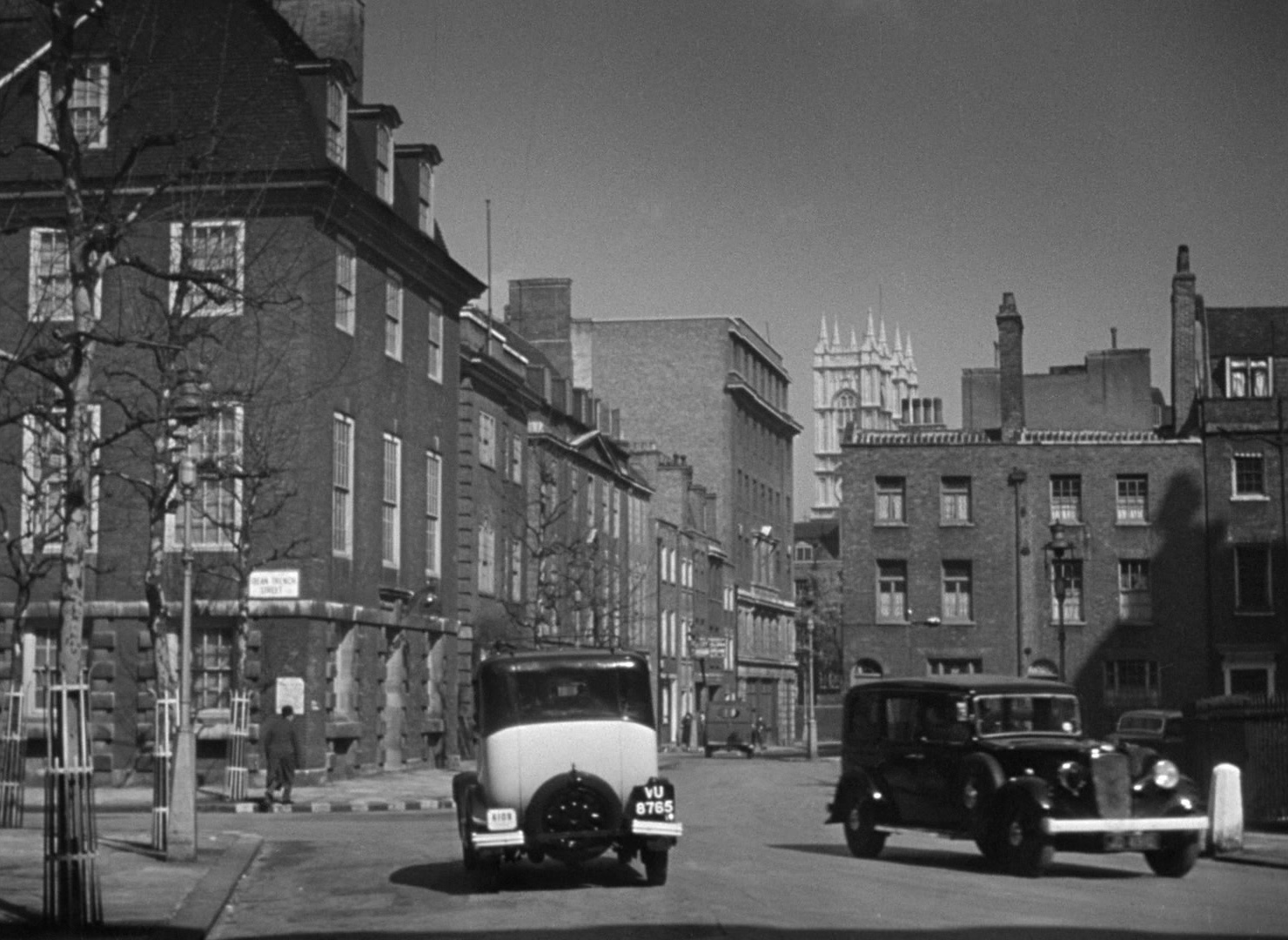 Foreign Correspondent (1940), wide, 1.37:1 — film still