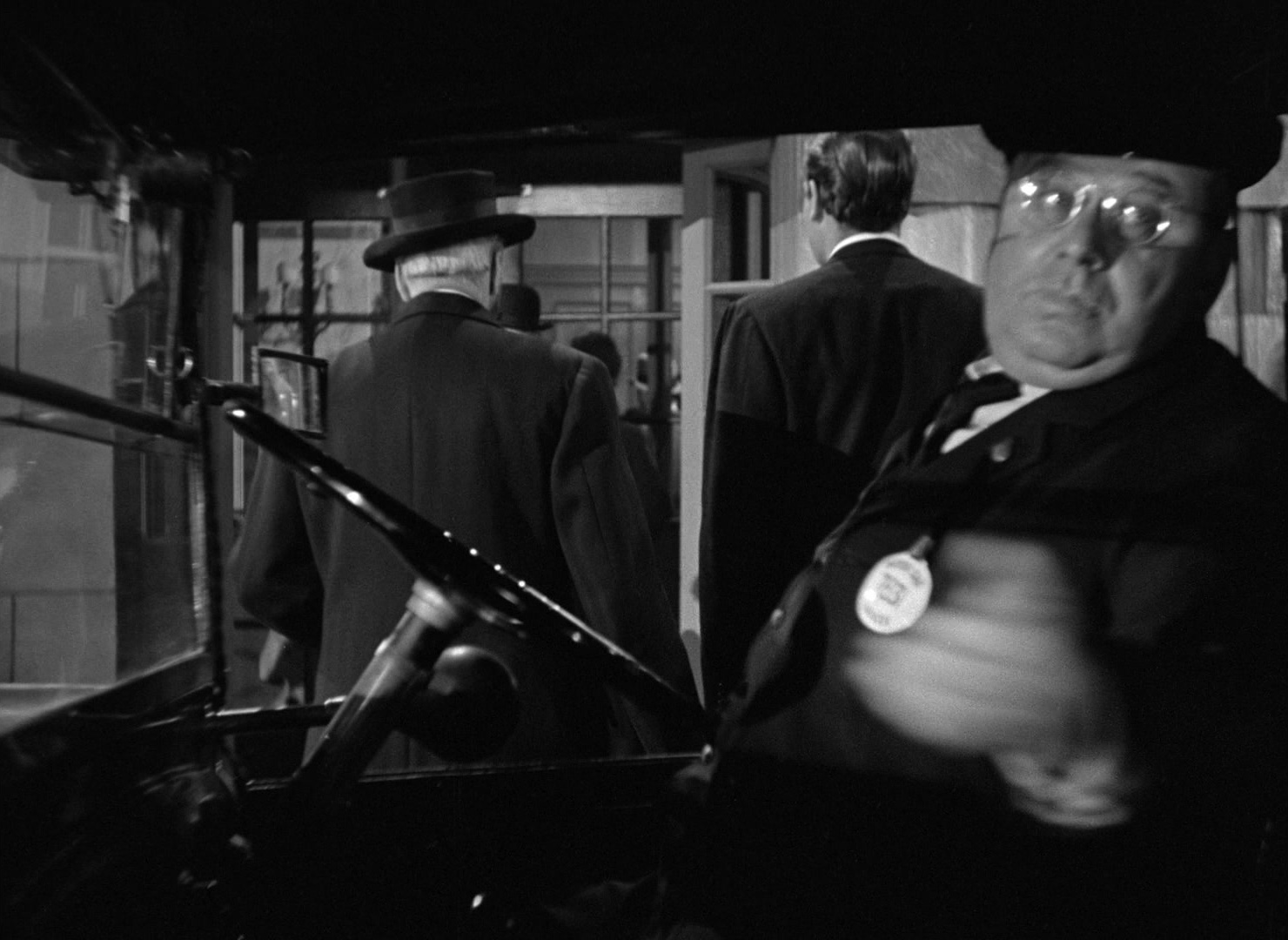 Foreign Correspondent (1940), wide, 1.37:1 — film still