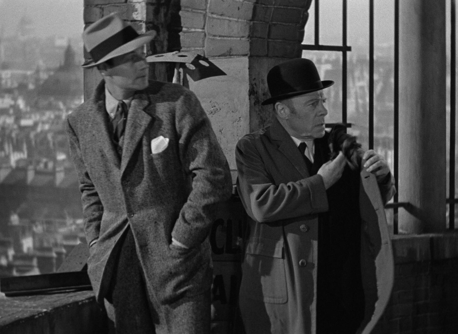 Foreign Correspondent (1940), wide, 1.37:1 — film still