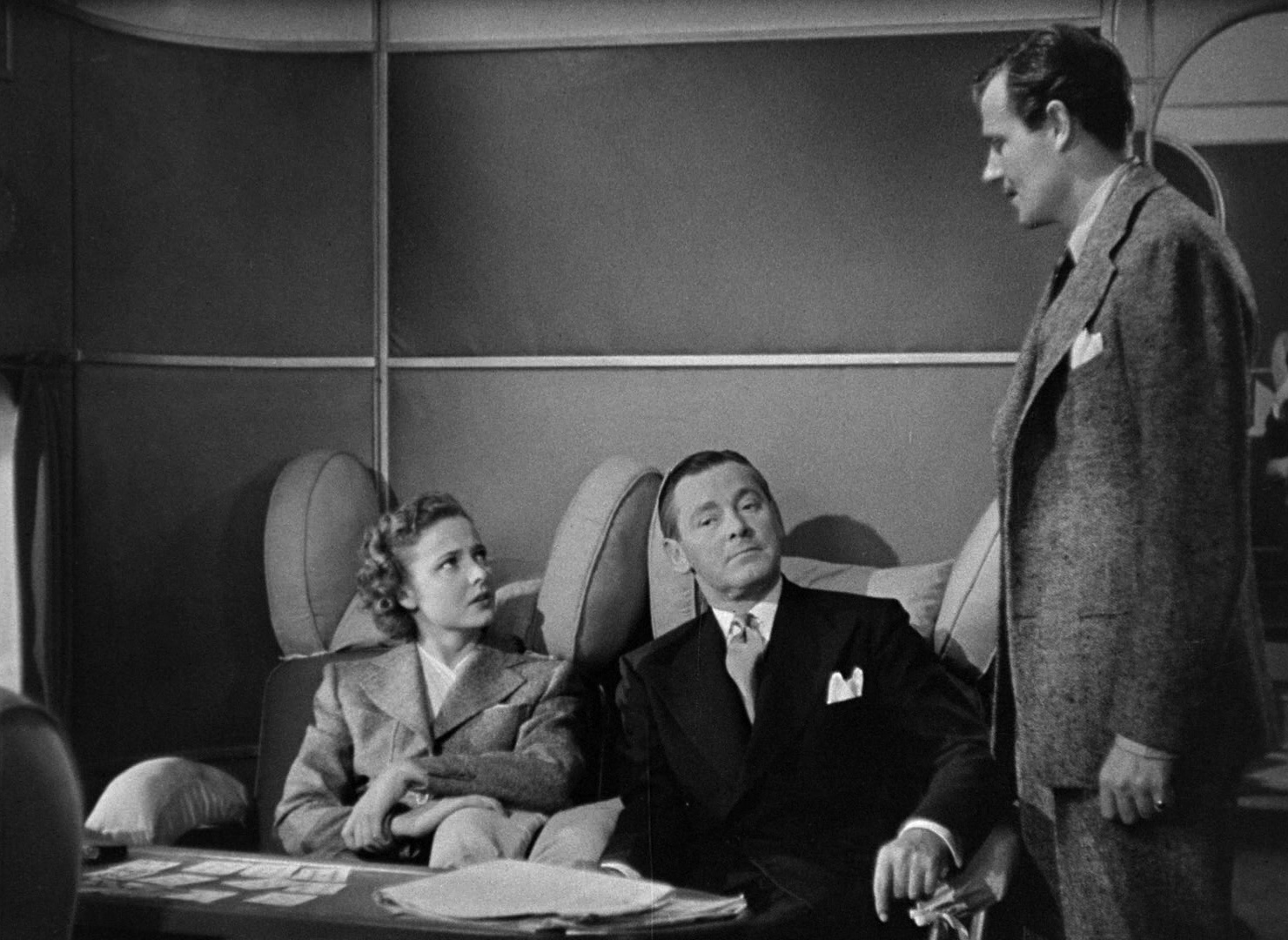 Foreign Correspondent (1940), wide, 1.37:1 — film still