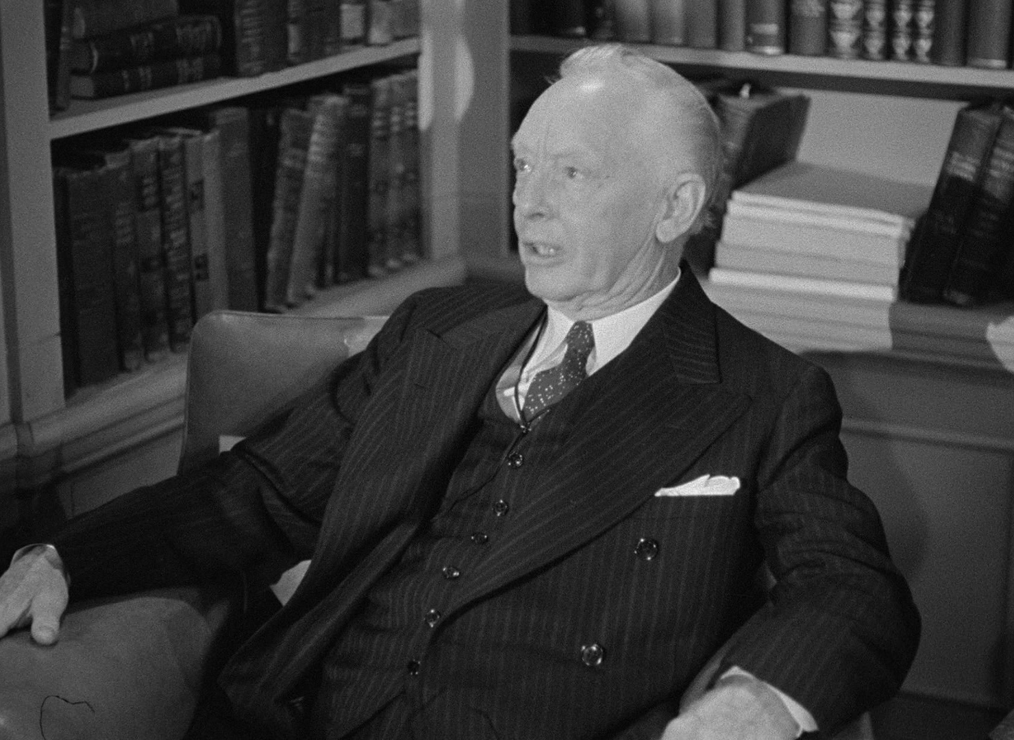 Foreign Correspondent (1940), wide, 1.37:1 — film still