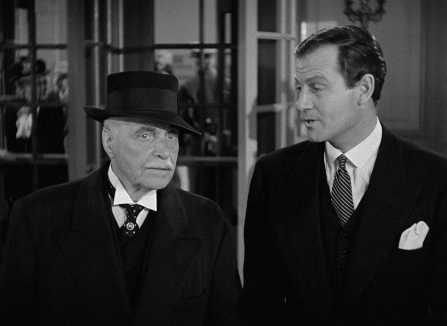 Foreign Correspondent (1940), wide, 1.37:1 — film still