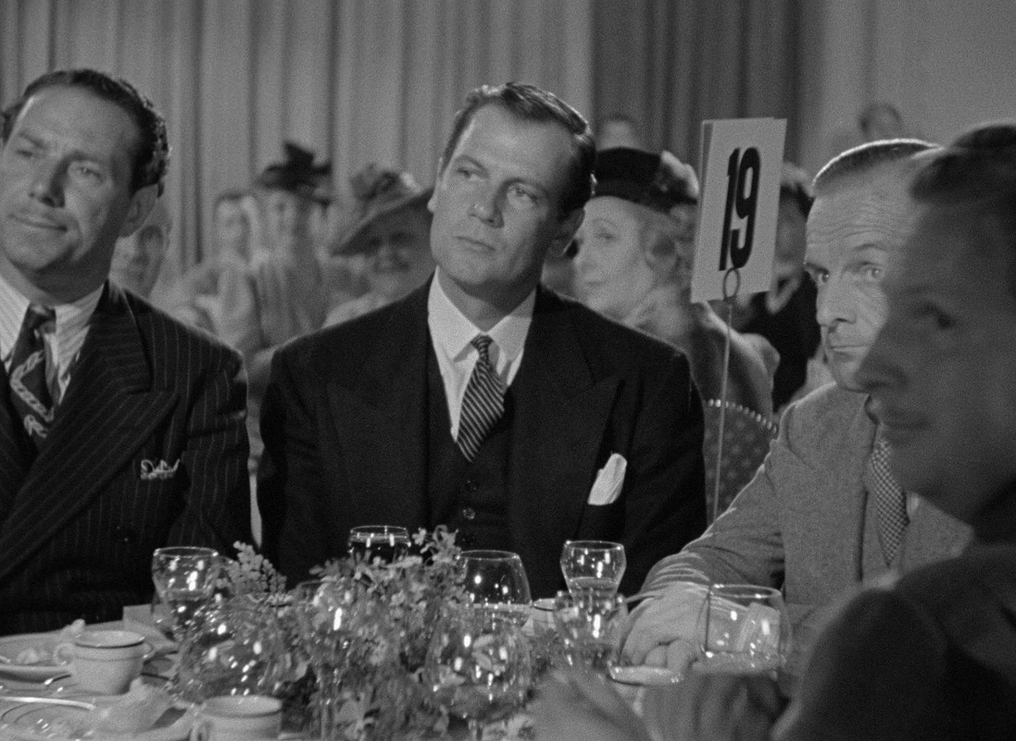 Foreign Correspondent (1940), wide, 1.37:1 — film still