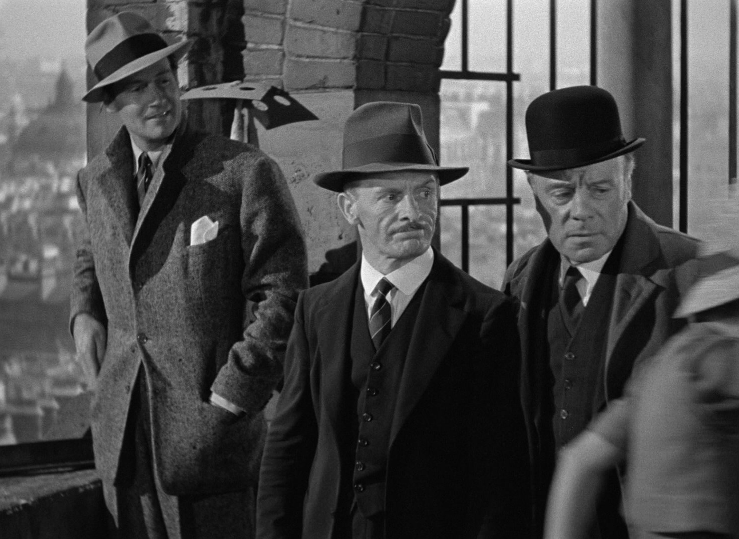 Foreign Correspondent (1940), wide, 1.37:1 — film still
