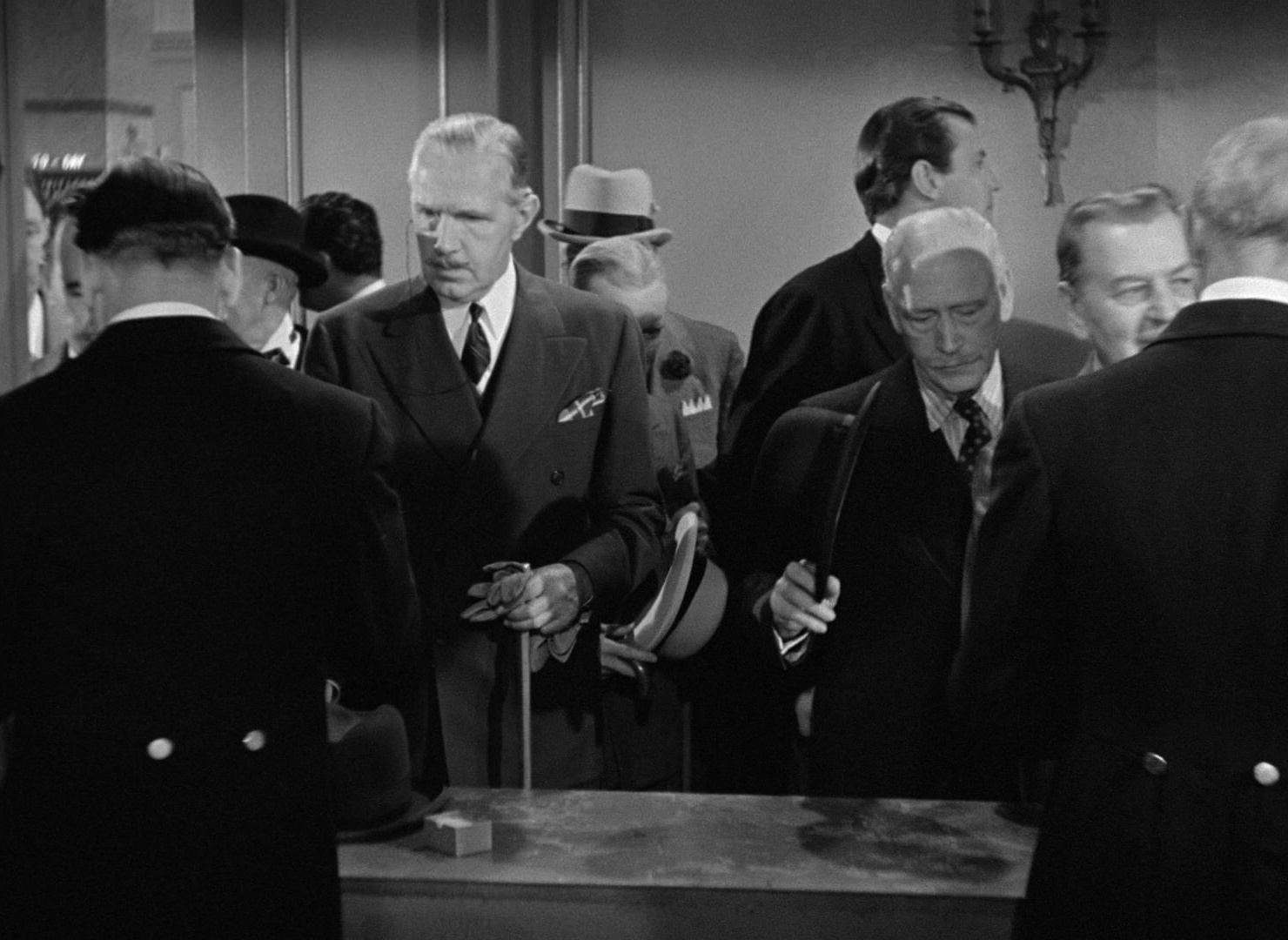 Foreign Correspondent (1940), wide, 1.37:1 — film still