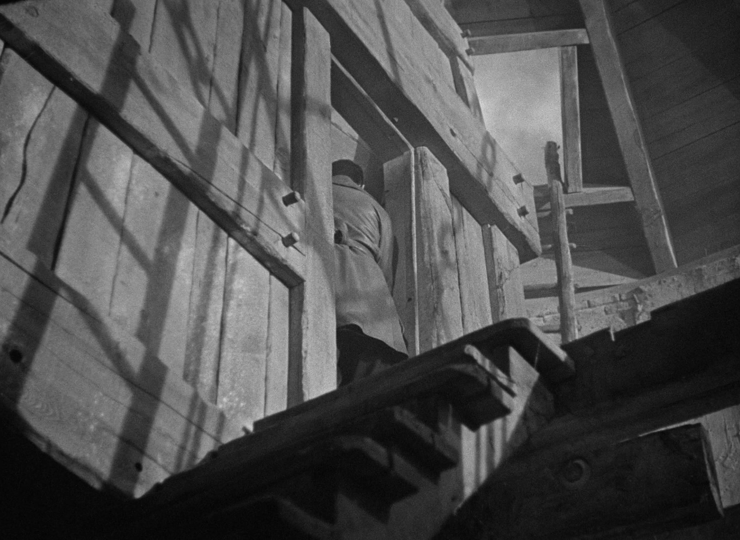 Foreign Correspondent (1940), wide, 1.37:1 — film still