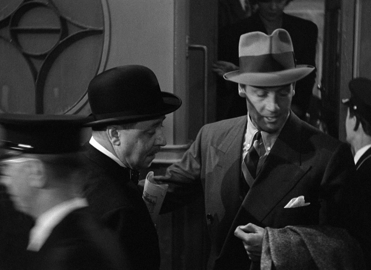 Foreign Correspondent (1940), wide, 1.37:1 — film still