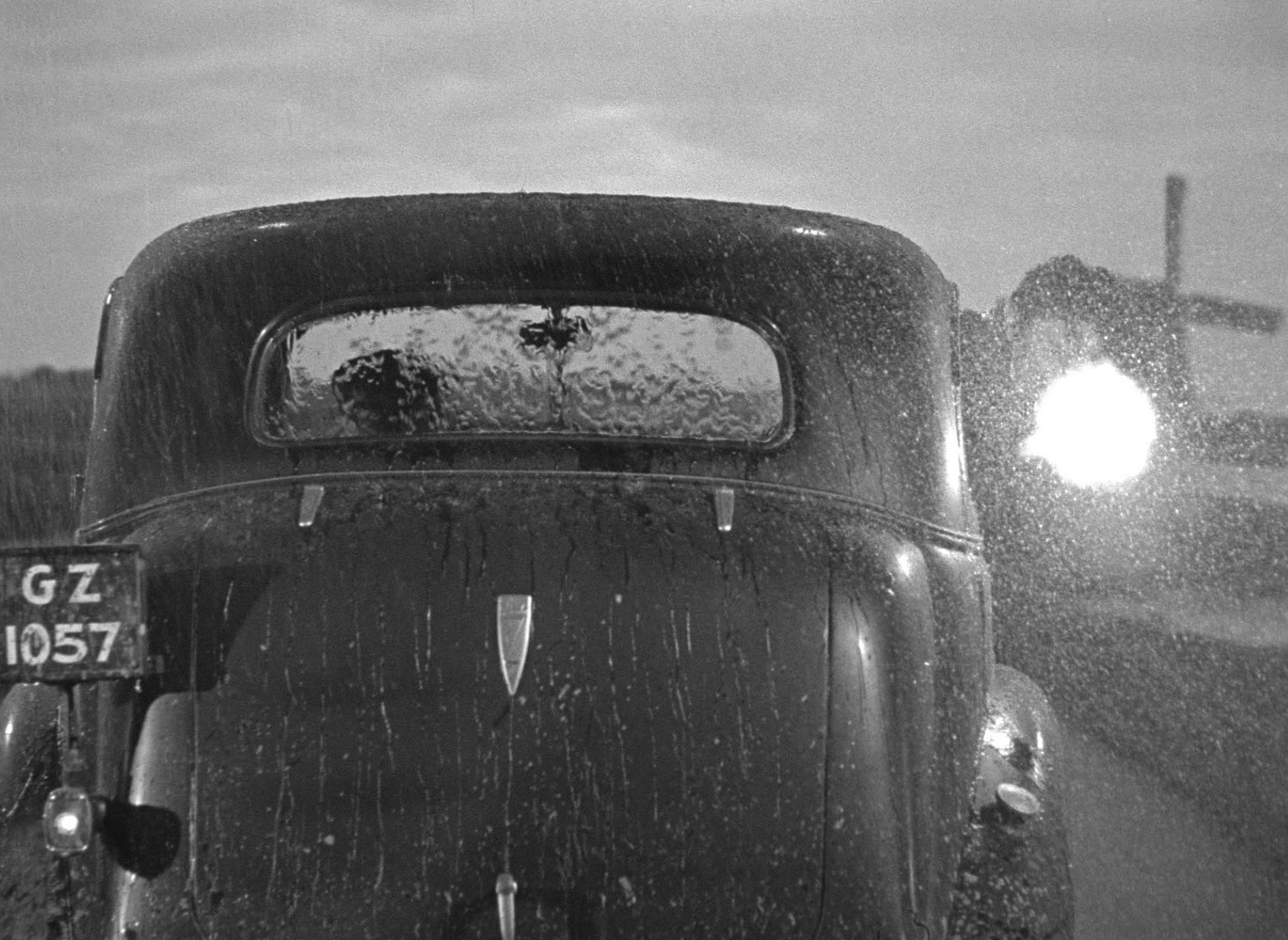 Foreign Correspondent (1940), unknown, 1.37:1 — film still