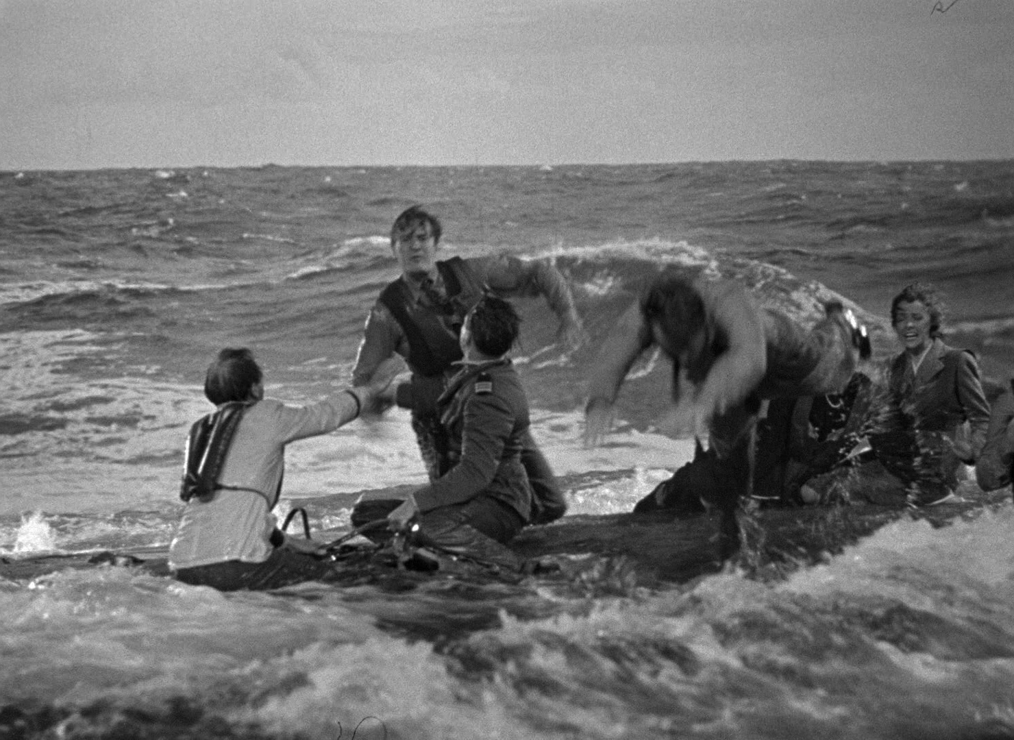 Foreign Correspondent (1940), wide, 1.37:1 — film still