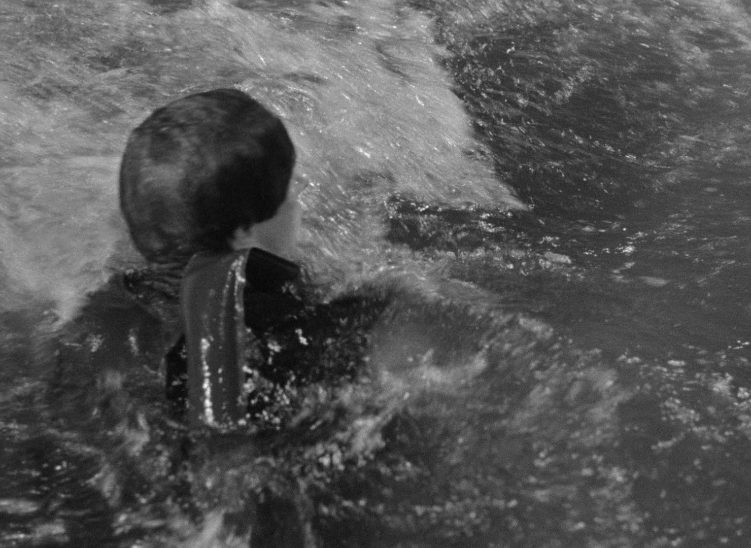 Foreign Correspondent (1940), wide, 1.37:1 — film still