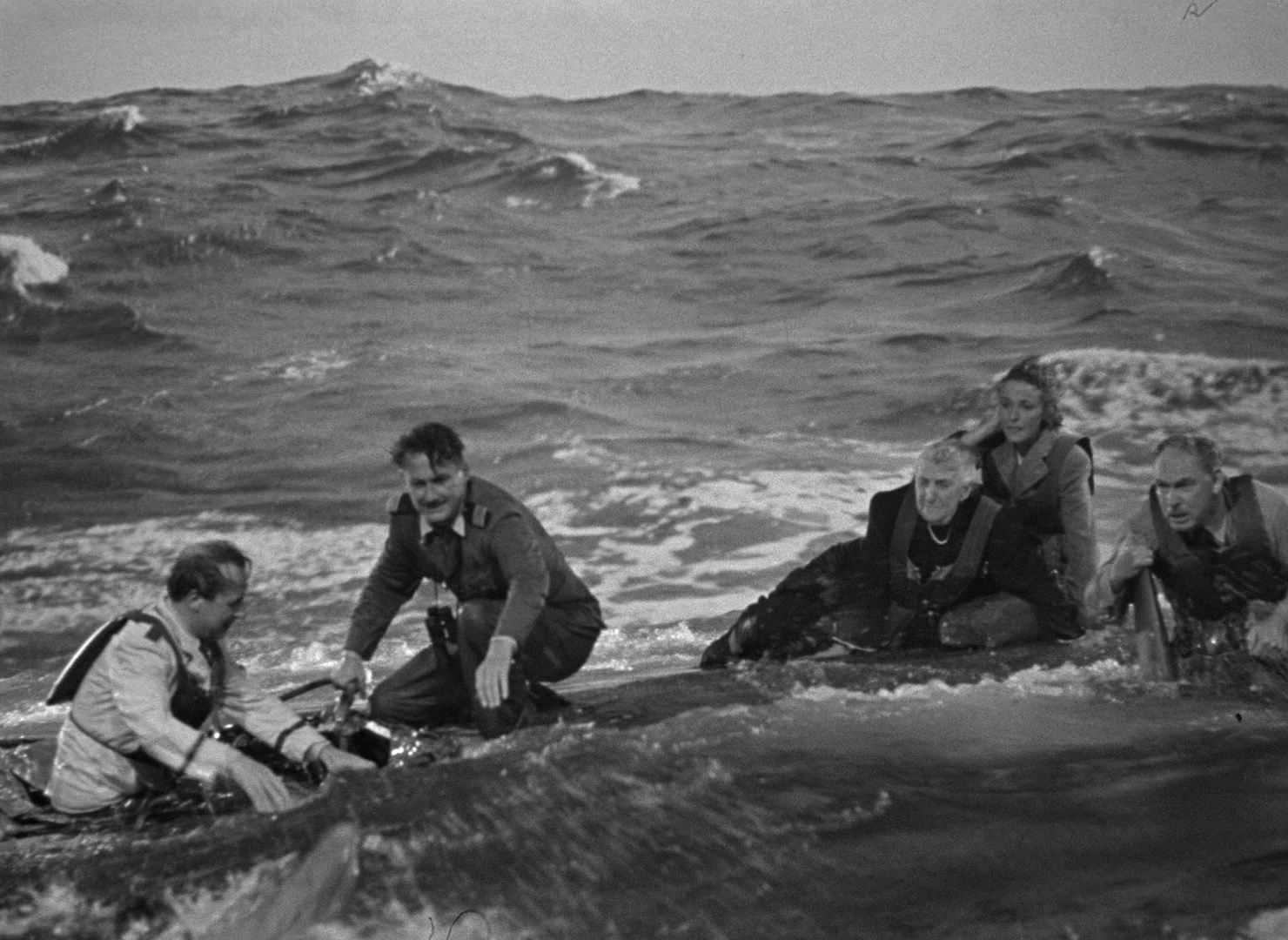 Foreign Correspondent (1940), wide, 1.37:1 — film still