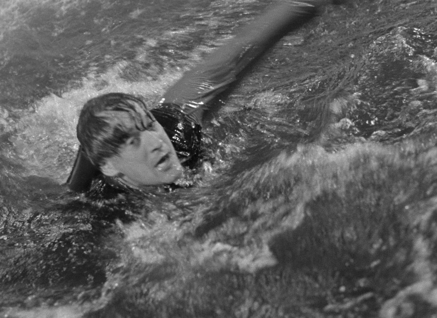 Foreign Correspondent (1940), wide, 1.37:1 — film still