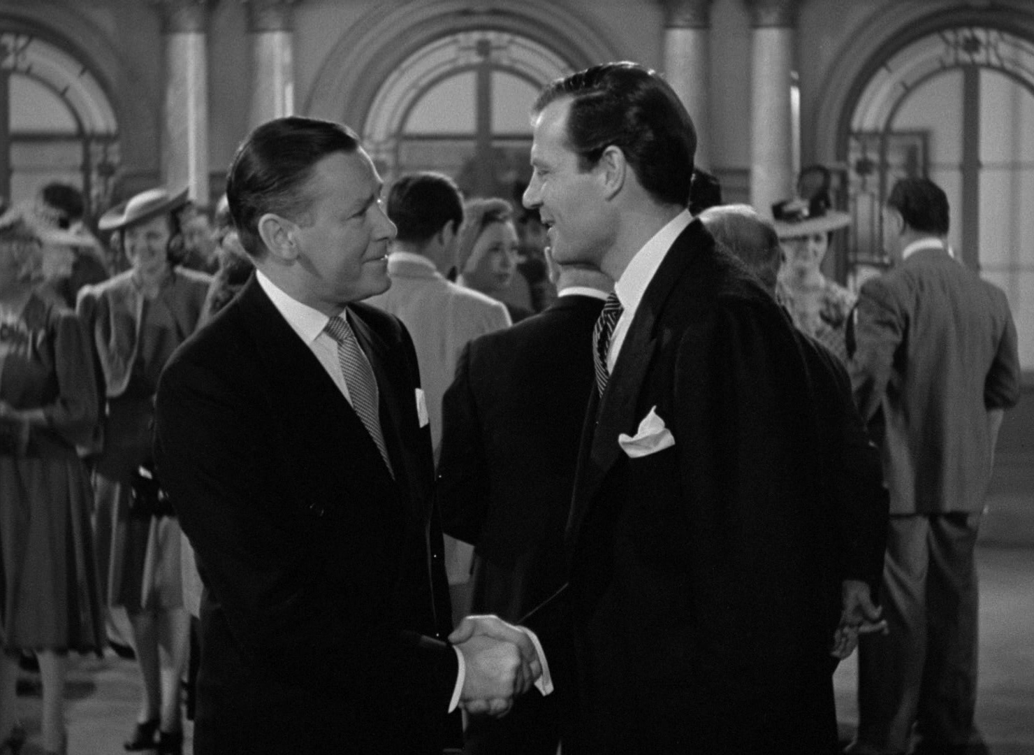 Foreign Correspondent (1940), wide, 1.37:1 — film still