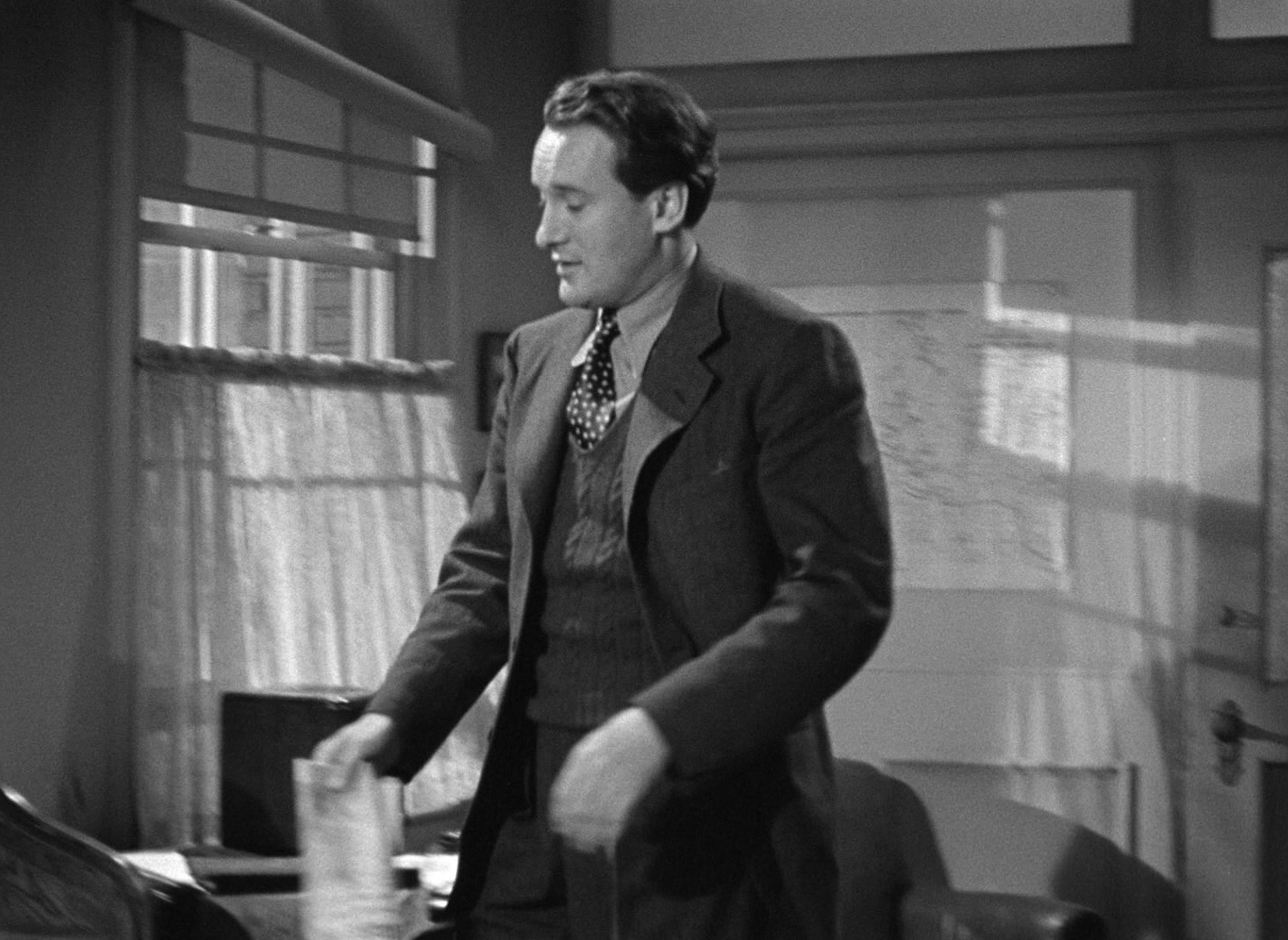 Foreign Correspondent (1940), wide, 1.37:1 — film still