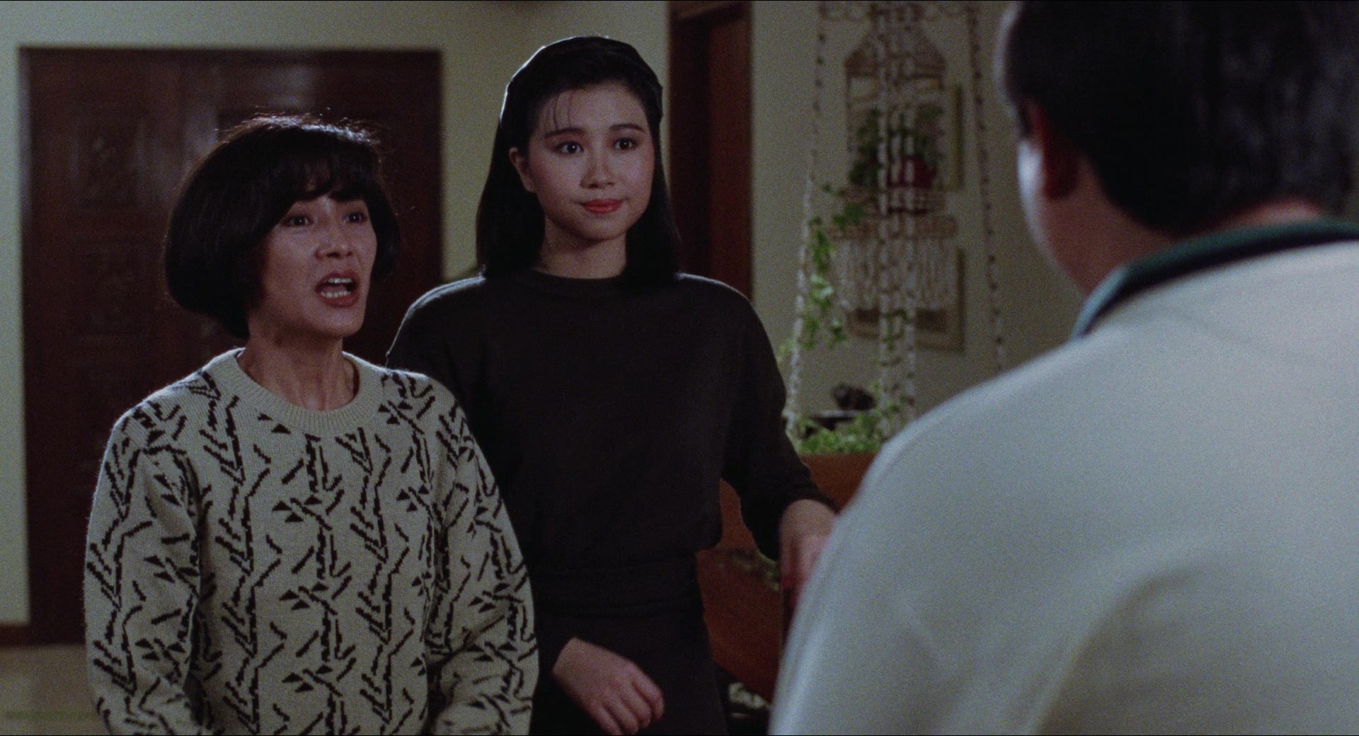 Fei lung mang jeung (1988), wide, 1.85:1 — film still