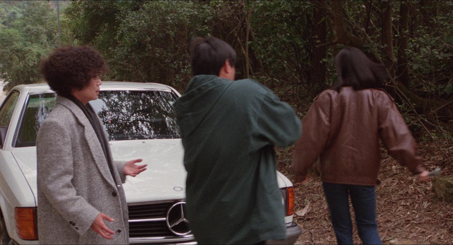 Fei lung mang jeung (1988), wide, 1.85:1 — film still