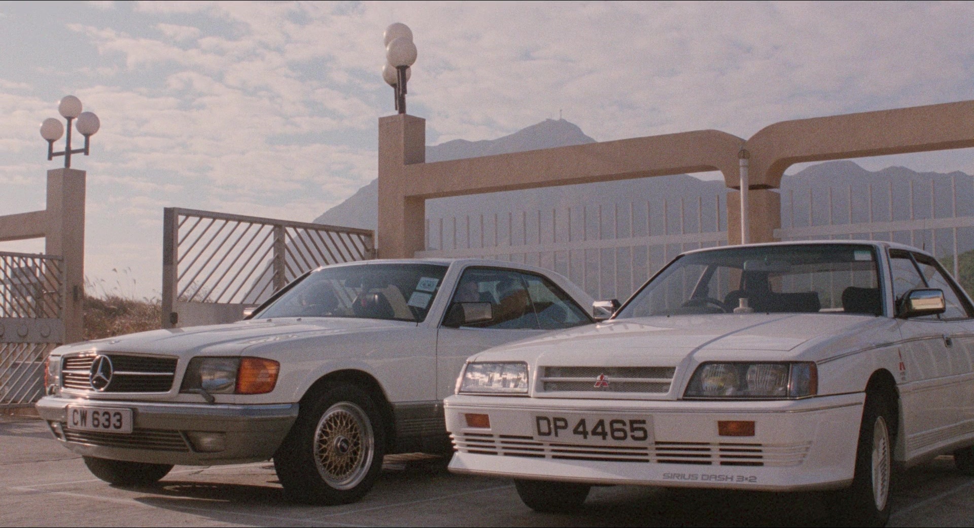 Fei lung mang jeung (1988), wide, 1.85:1 — film still