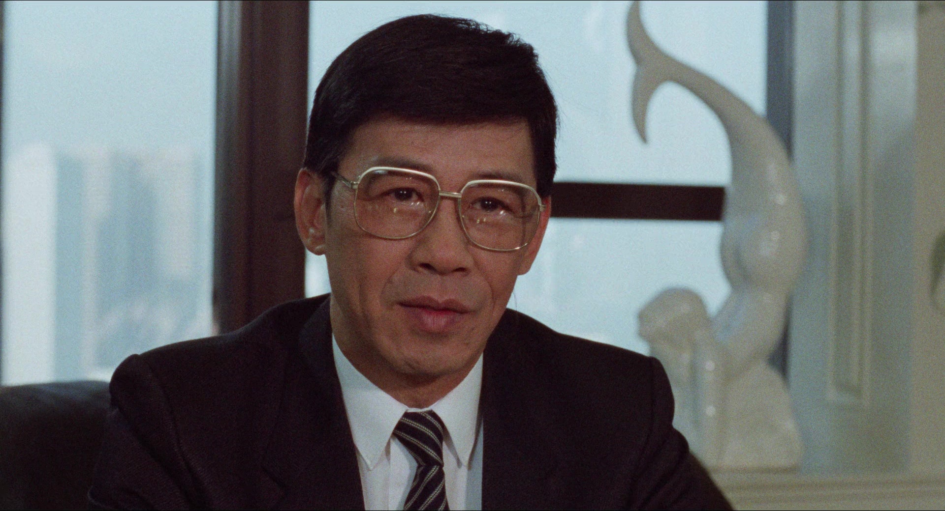 Fei lung mang jeung (1988), medium, 1.85:1 — film still