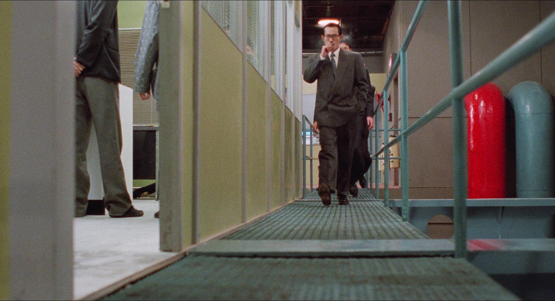 Fei lung mang jeung (1988), wide, 1.85:1 — film still