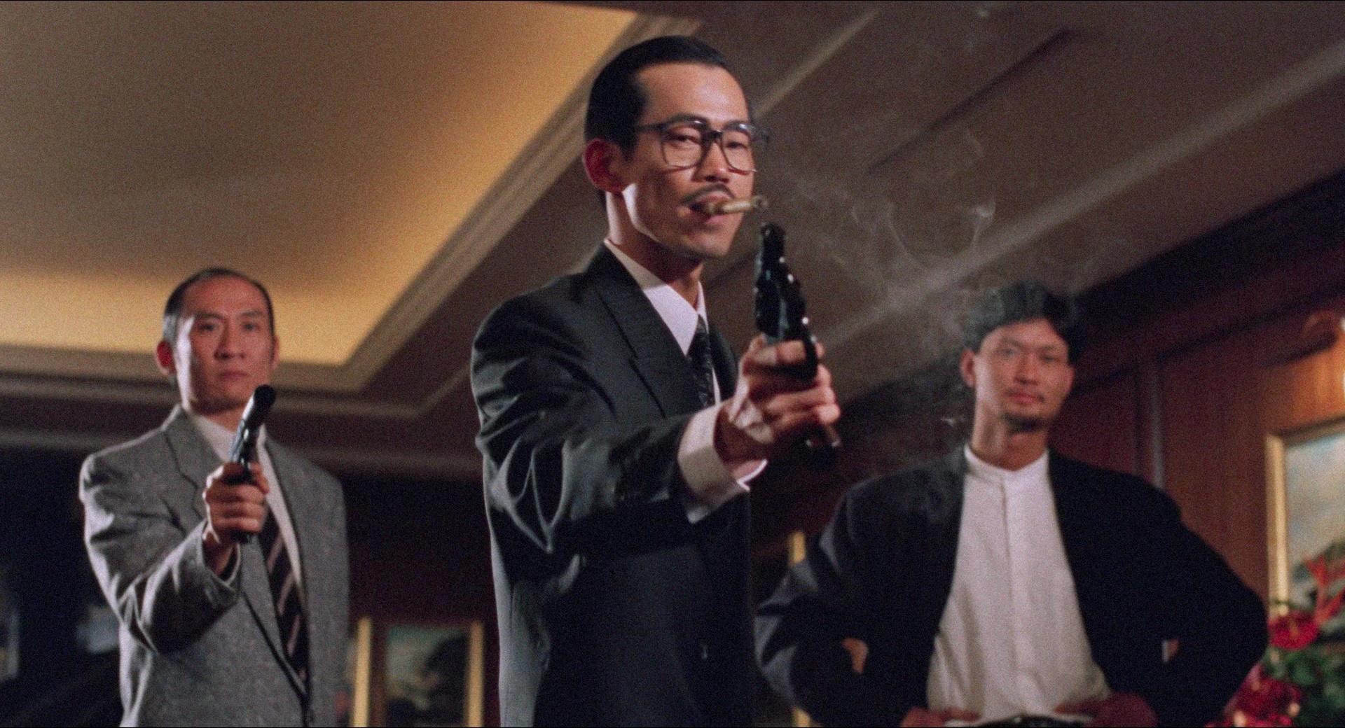 Fei lung mang jeung (1988), wide, 1.85:1 — film still